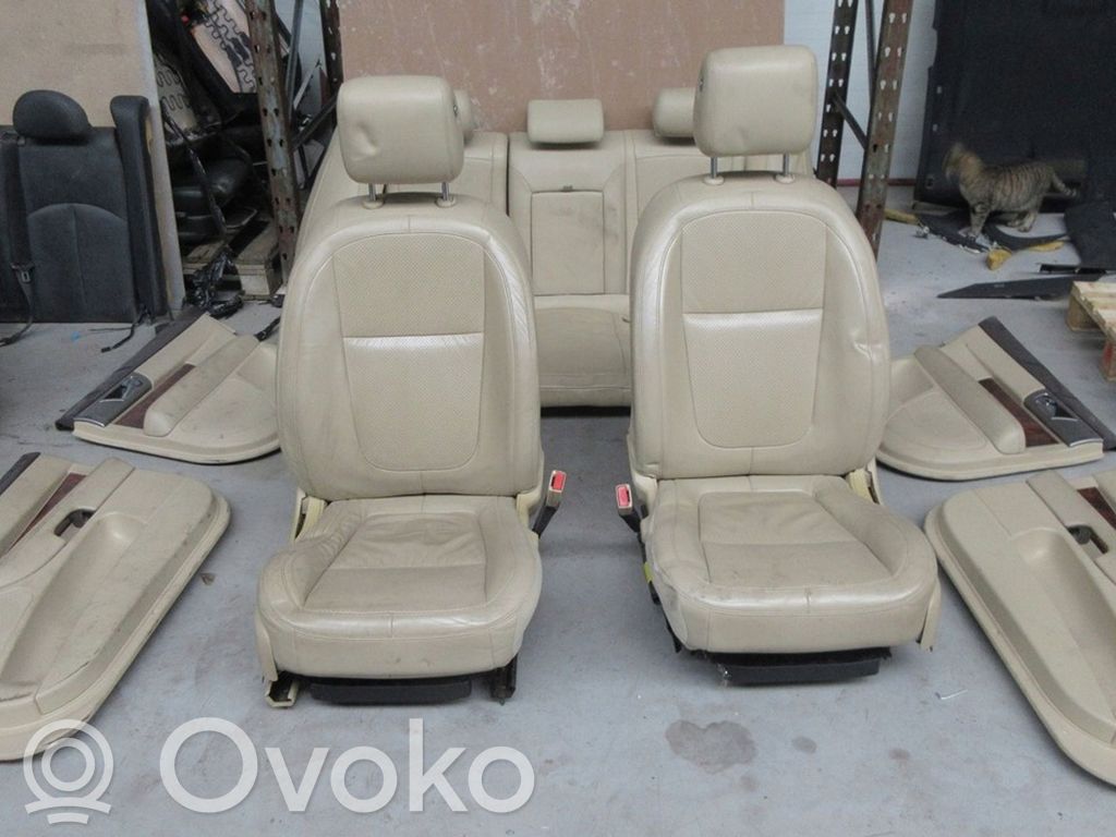 Jaguar XF Set de interior 