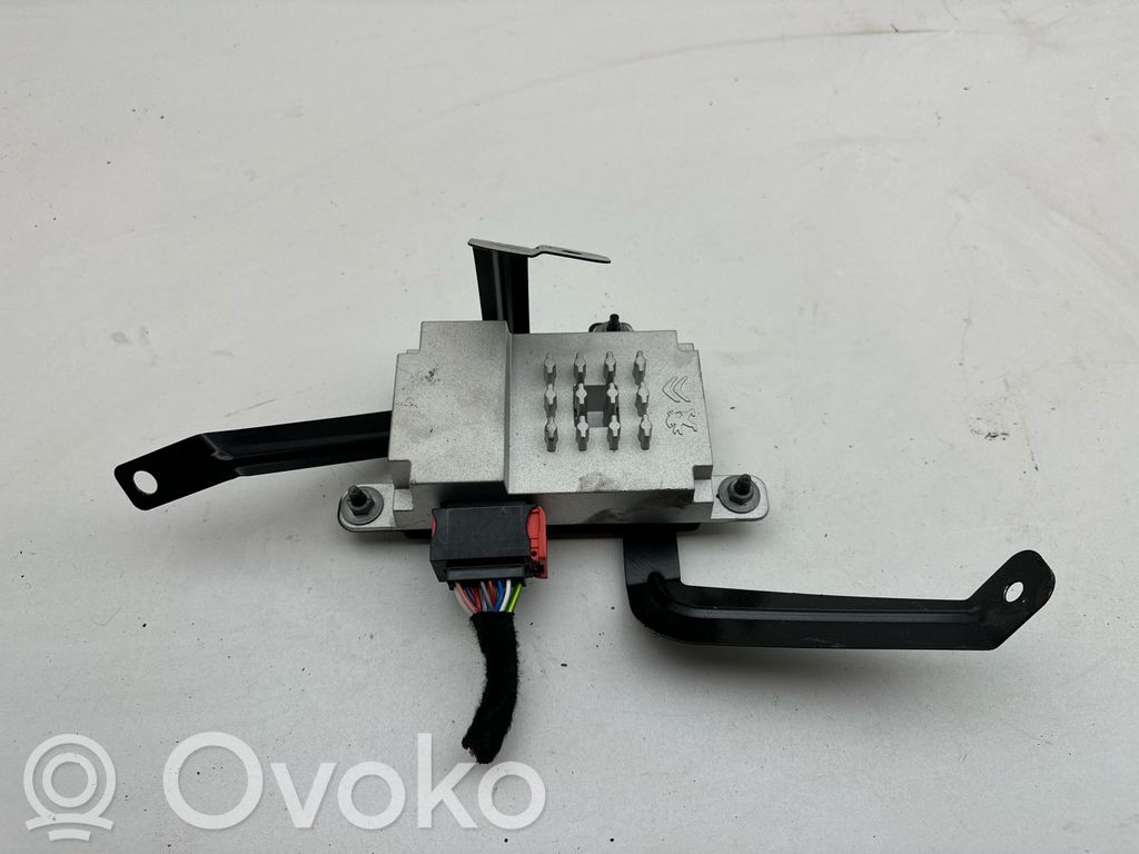 Citroen C4 III e-C4 Garso stiprintuvas 
