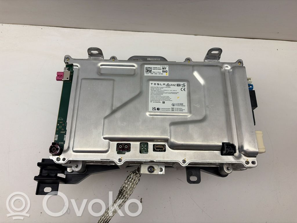 Tesla Model Y Inne wyposażenie elektryczne 