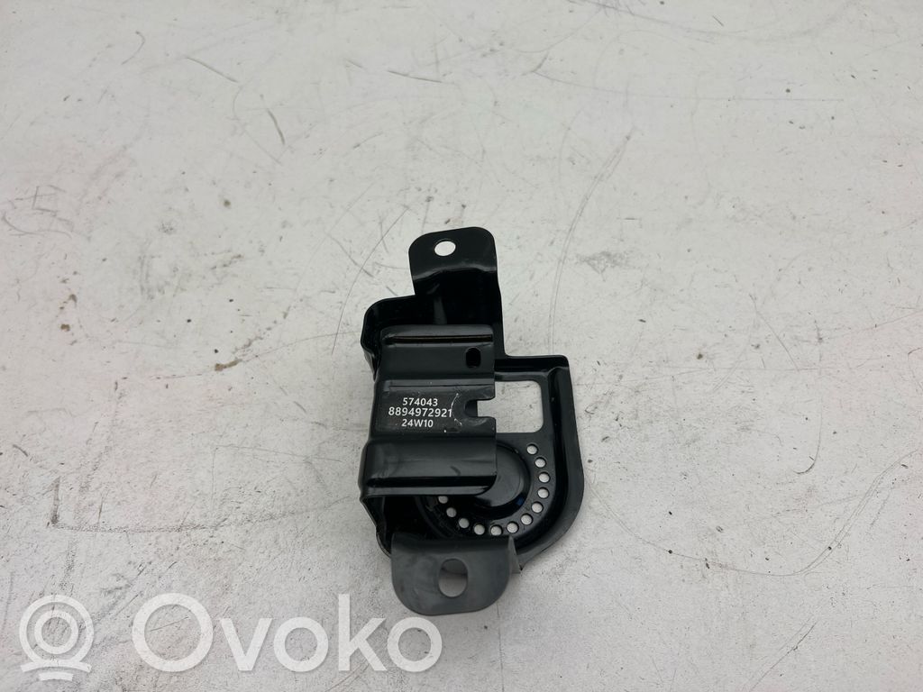 Inne części komory silnika   574043,24W10,8894972921