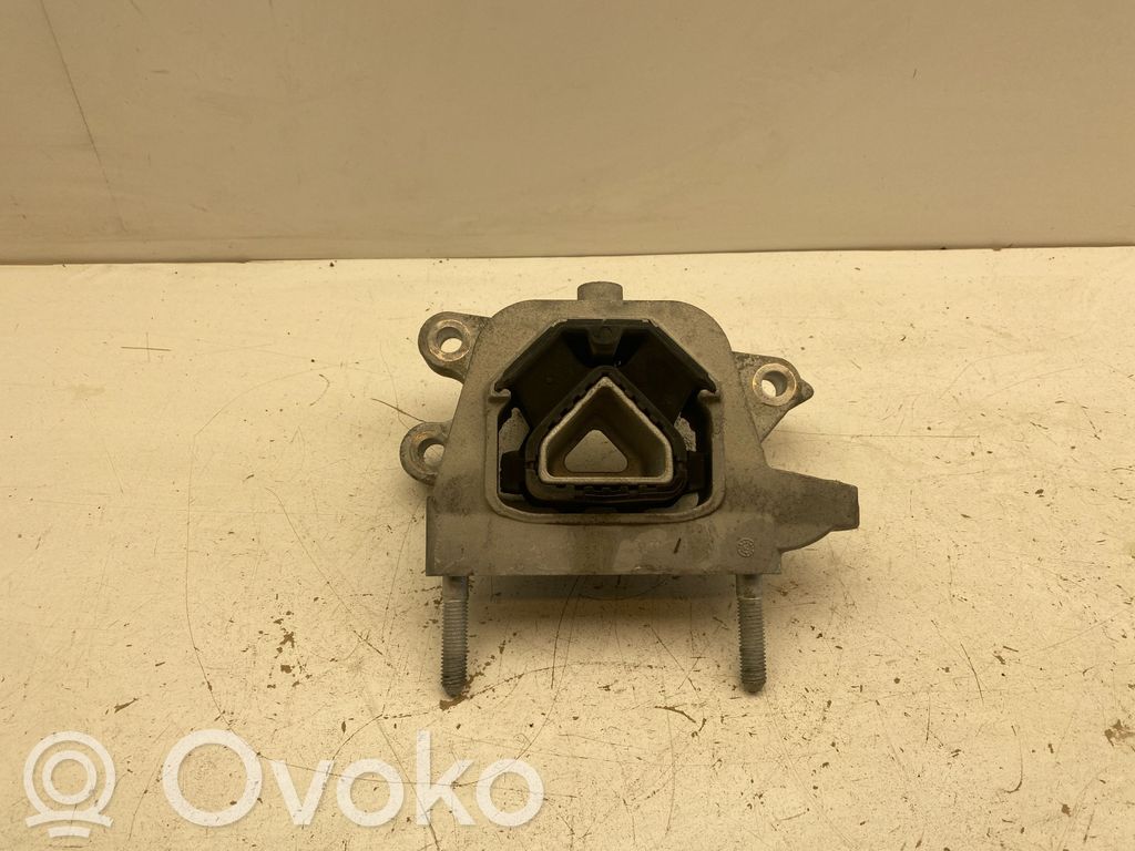 Engine mount bracket   9826533880,V105030101