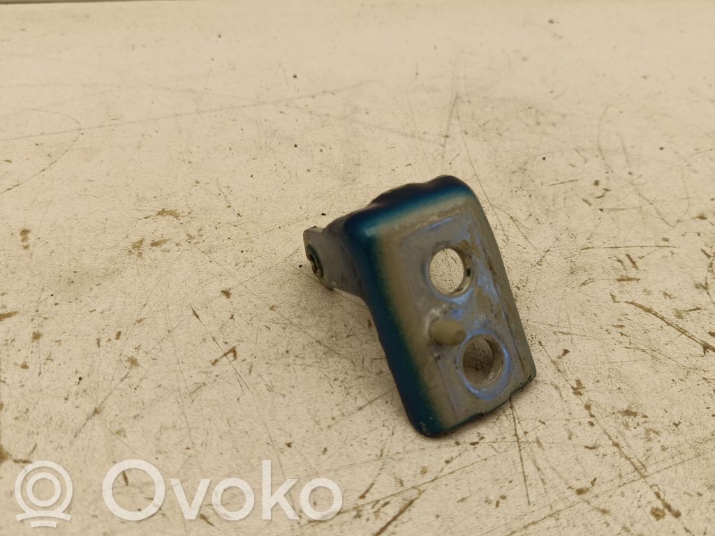 Peugeot 2008 II Rear door lower hinge 