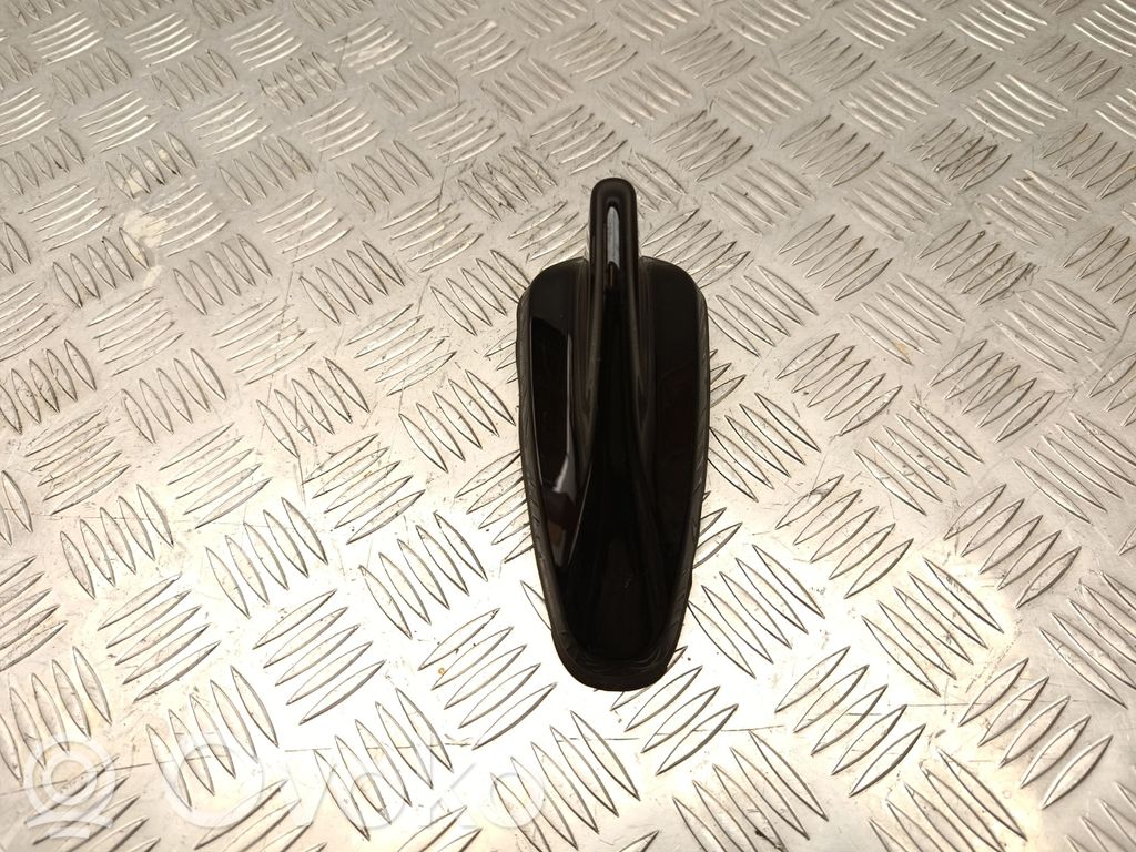 Skoda Enyaq iV Radio antena 