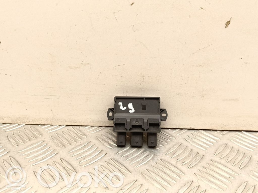 Tailgate/trunk control unit/module   32137251