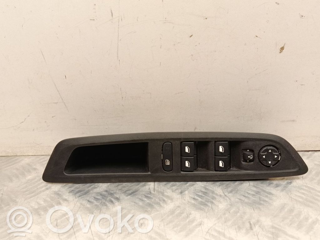 Citroen C4 III e-C4 Electric window control switch 