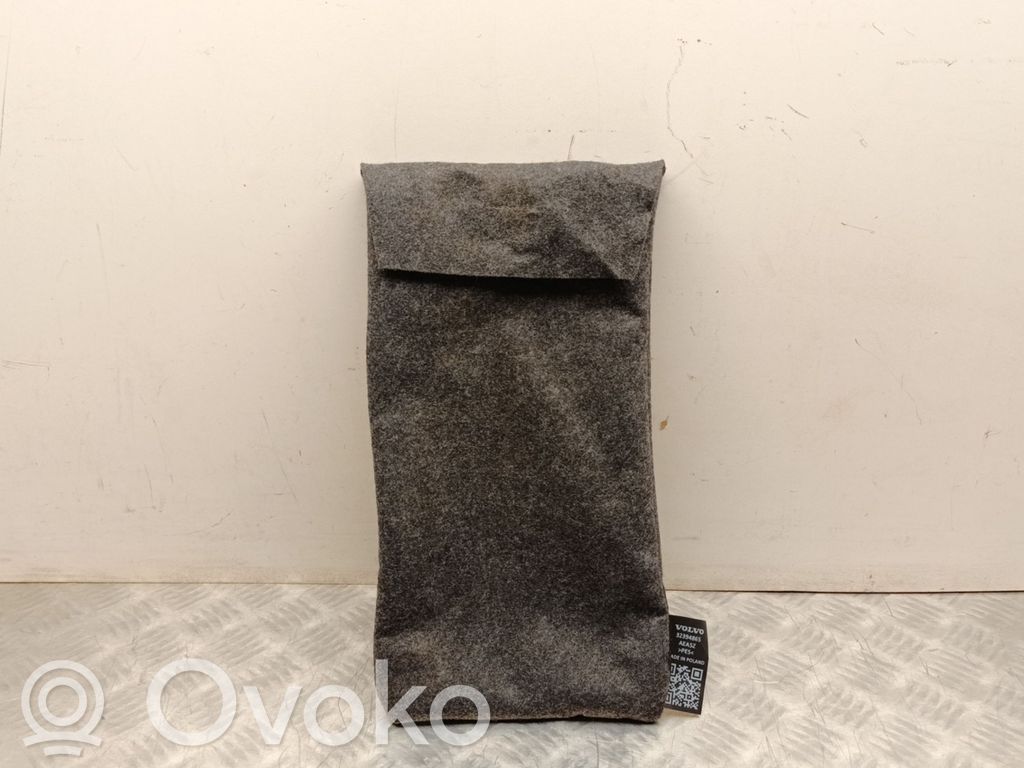 Volvo XC40 Tool box 