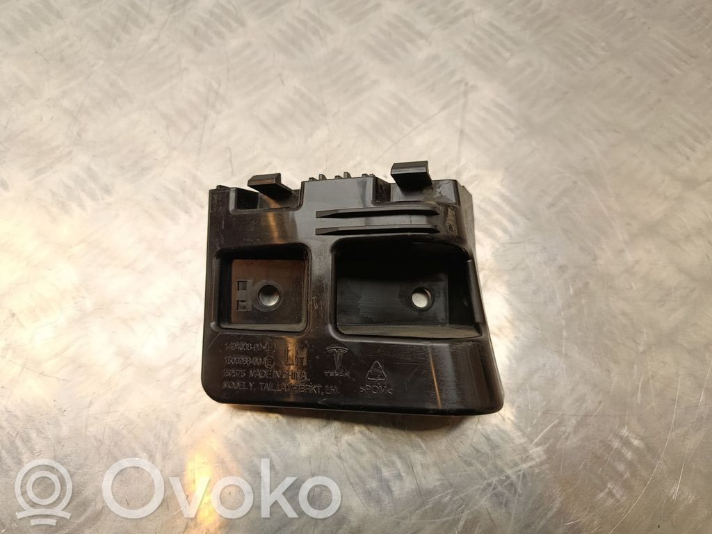 Tesla Model Y Takapuskurin kannake 