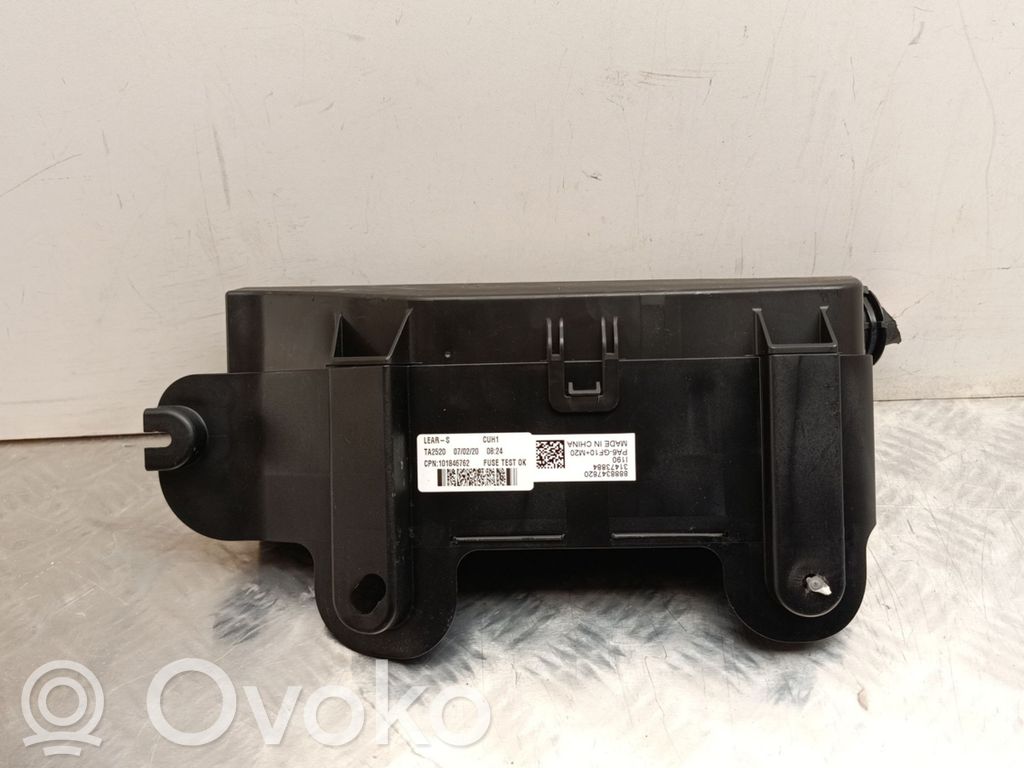 Volvo XC40 Juego de caja de fusibles 