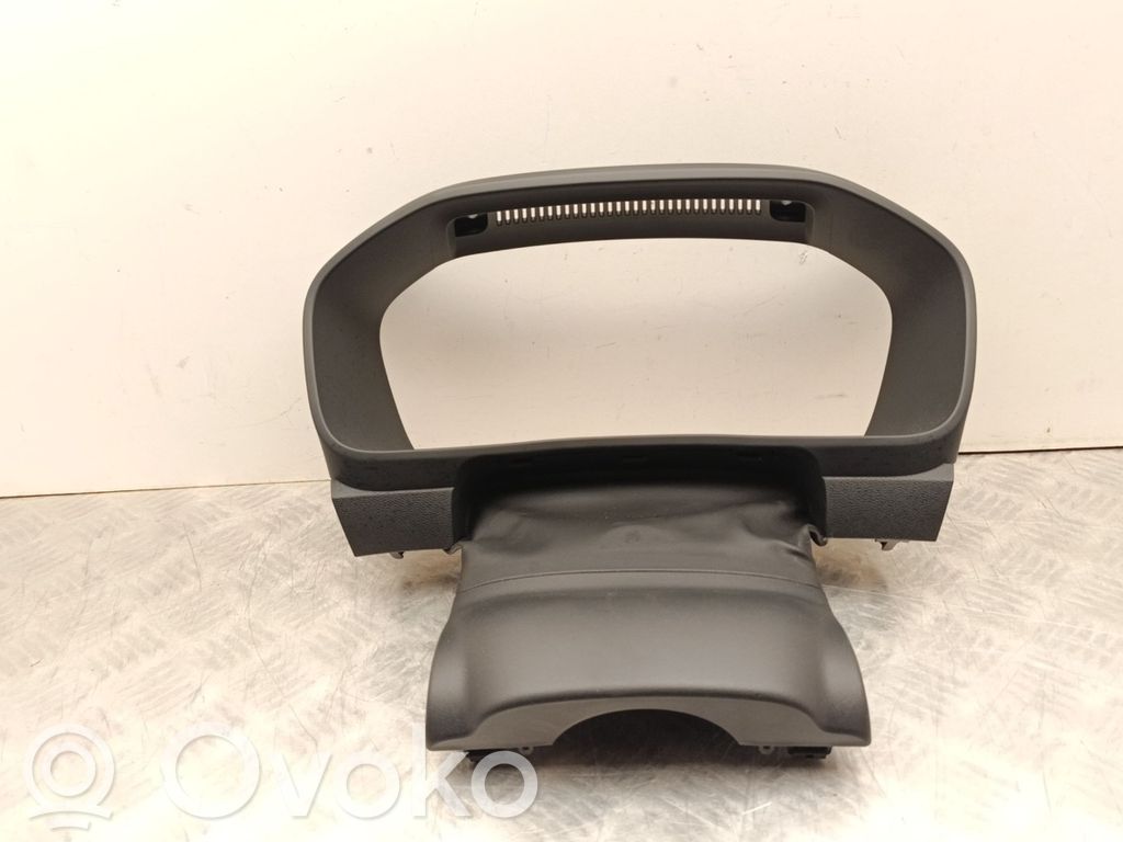 Volvo XC40 Moldura del panel 
