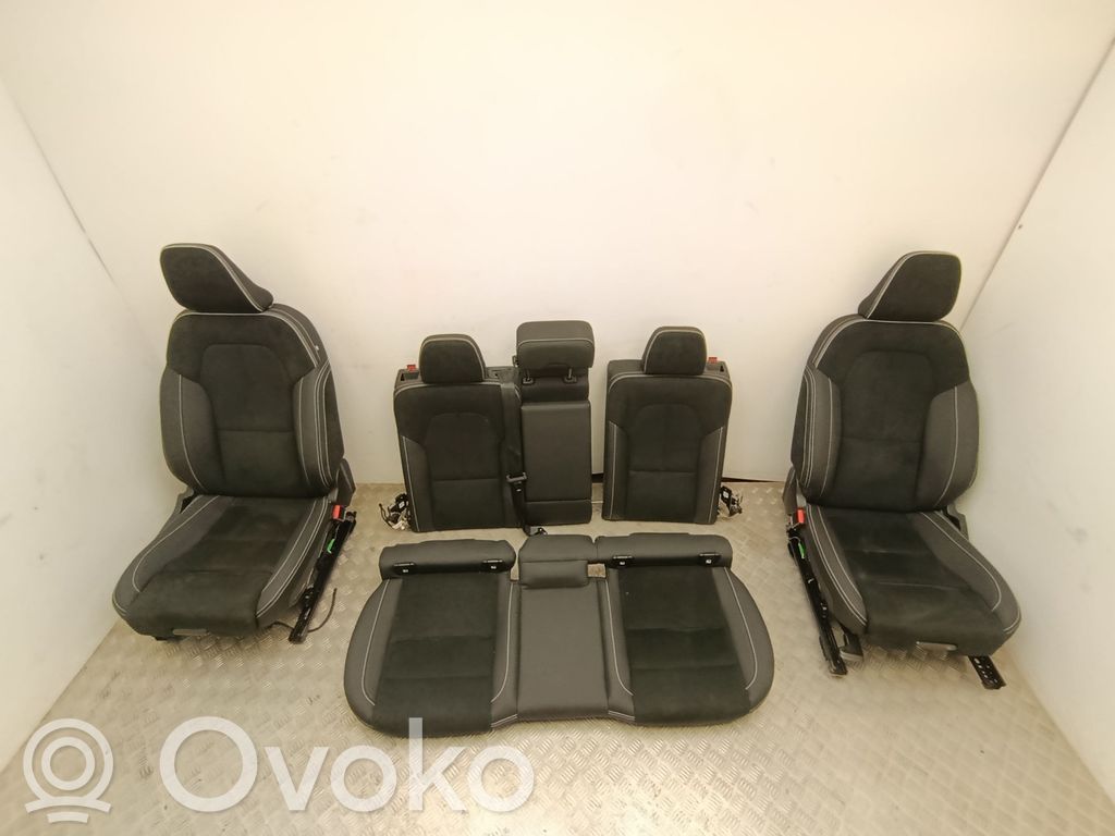 Volvo XC40 Set sedili 