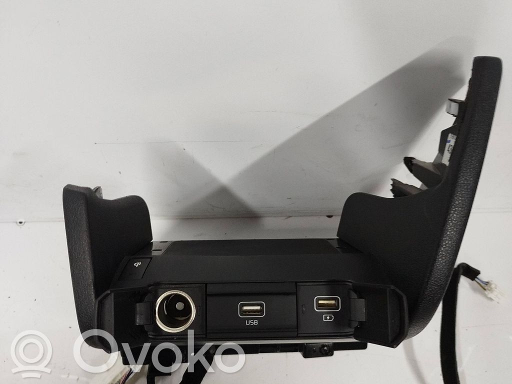 KIA Niro Belaidžio įkrovimo modulis 