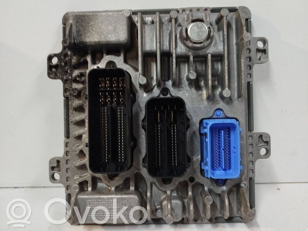 Opel Zafira C Engine control unit/module 