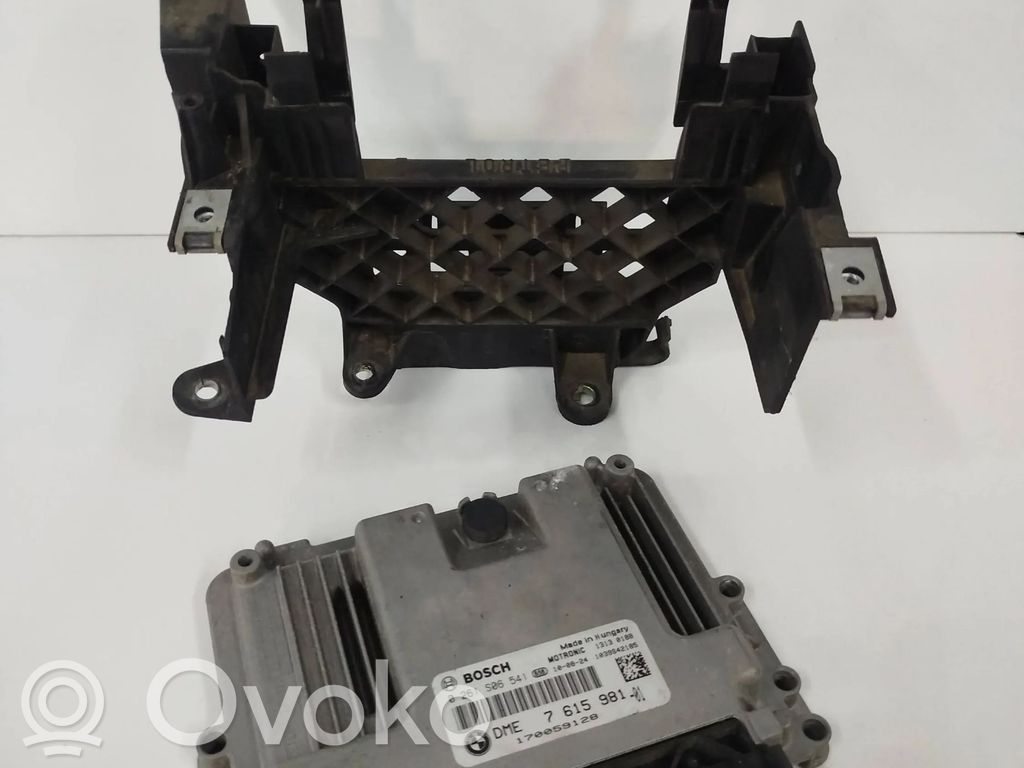 Mini One - Cooper Coupe R56 Engine control unit/module 