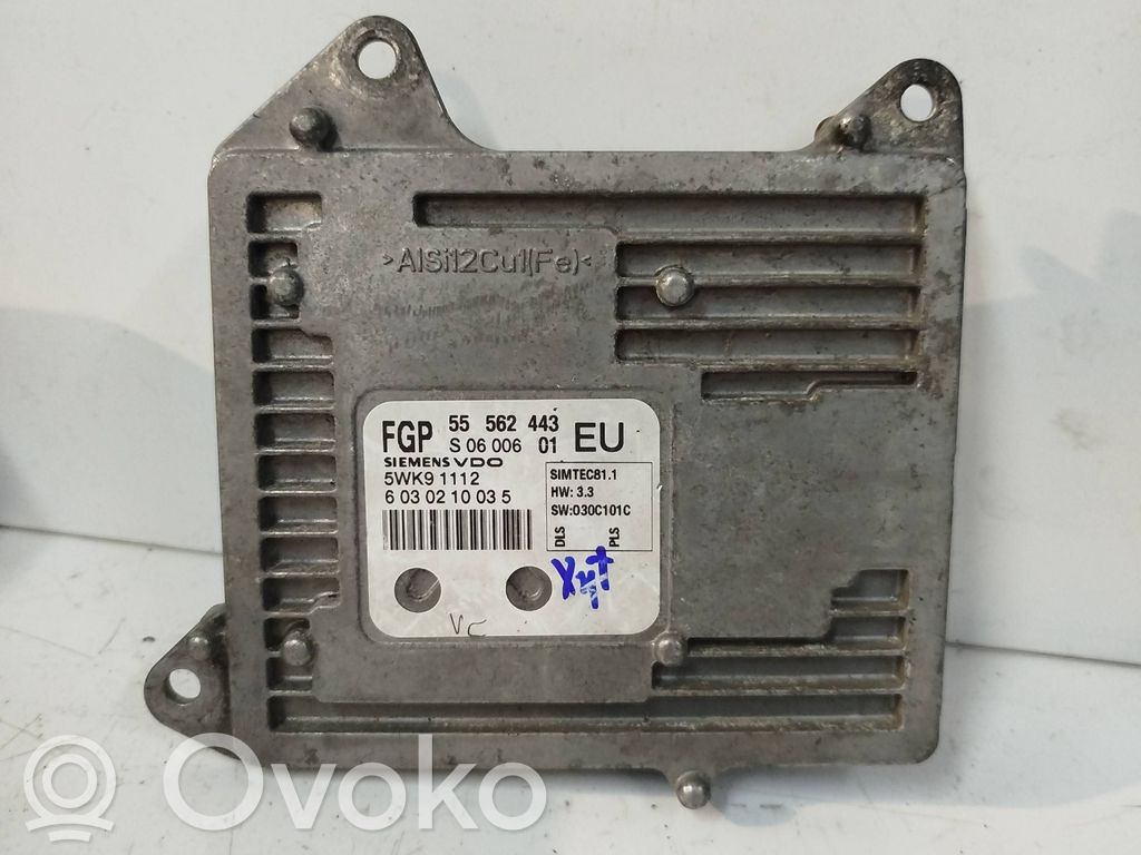 Opel Vectra C Engine control unit/module 