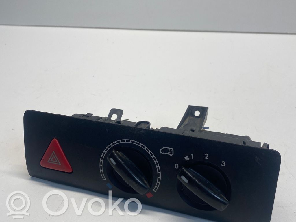 Volkswagen Transporter - Caravelle T5 Panel klimatyzacji 