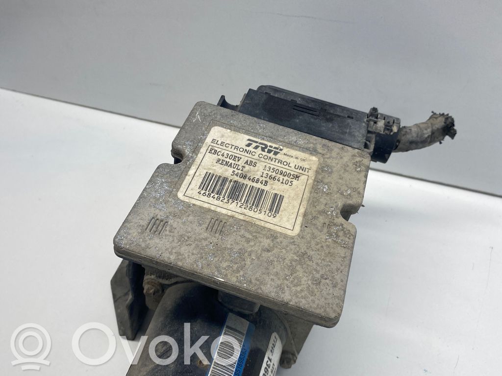 Opel Vivaro Блок ABS 