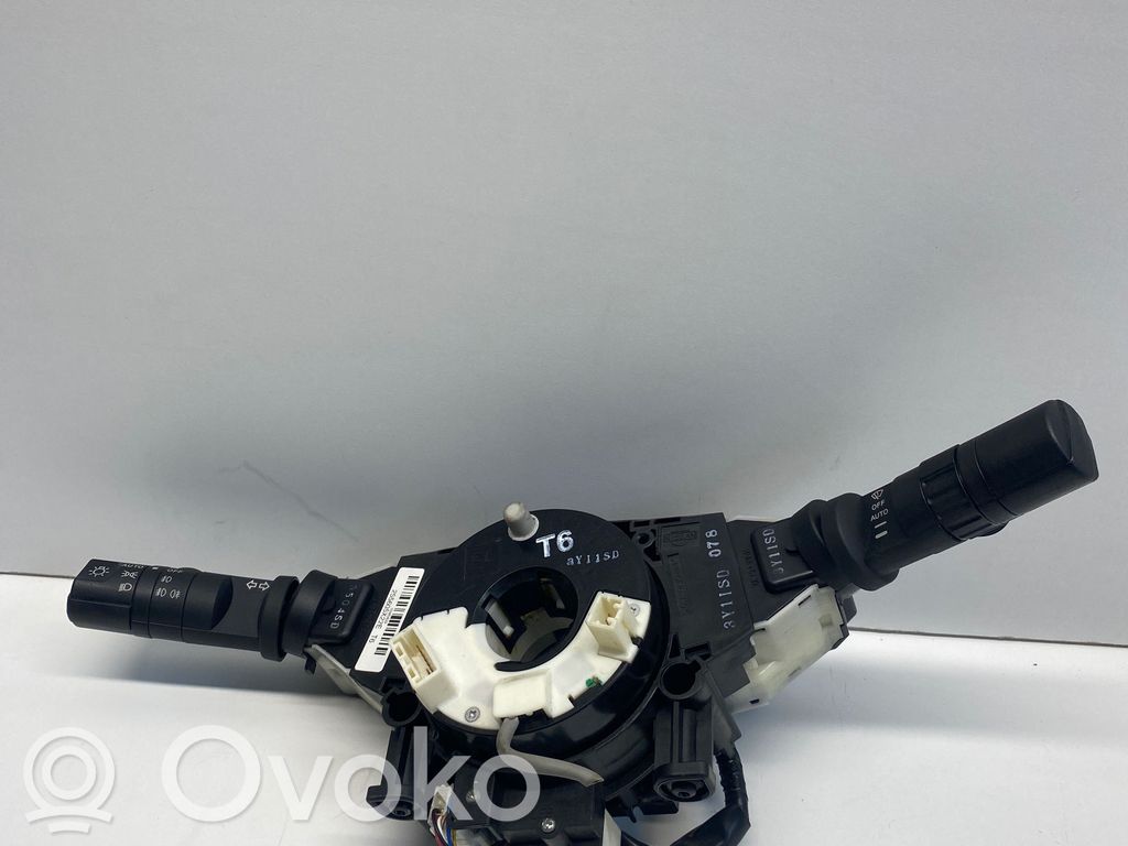 Nissan Navara D40 Wiper turn signal indicator stalk/switch 