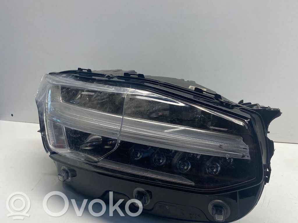 Volvo XC90 Scheinwerfer 