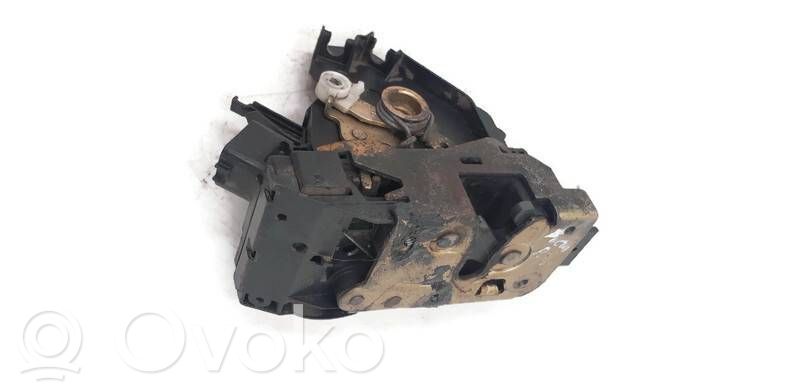 Ford Focus Front door lock 