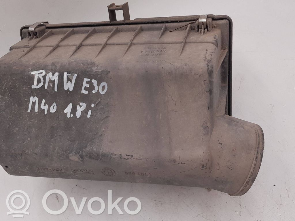 BMW 3 E30 Air filter box 