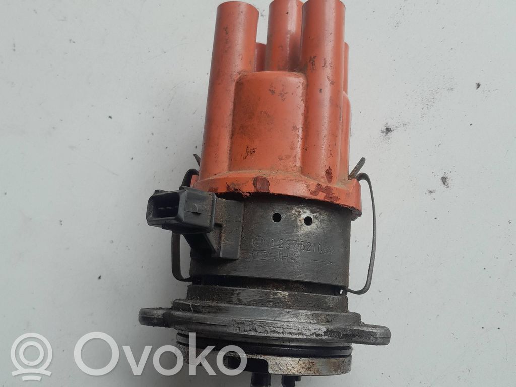 Opel Astra F Spark distributor cap 