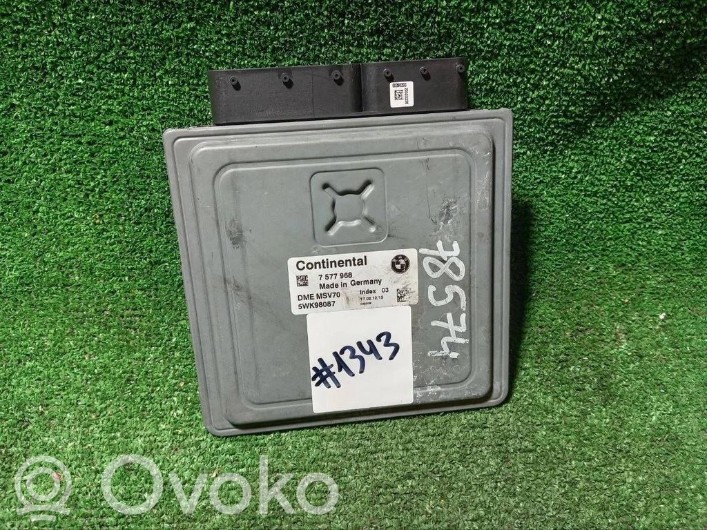 BMW 5 E60 E61 Engine control unit/module 