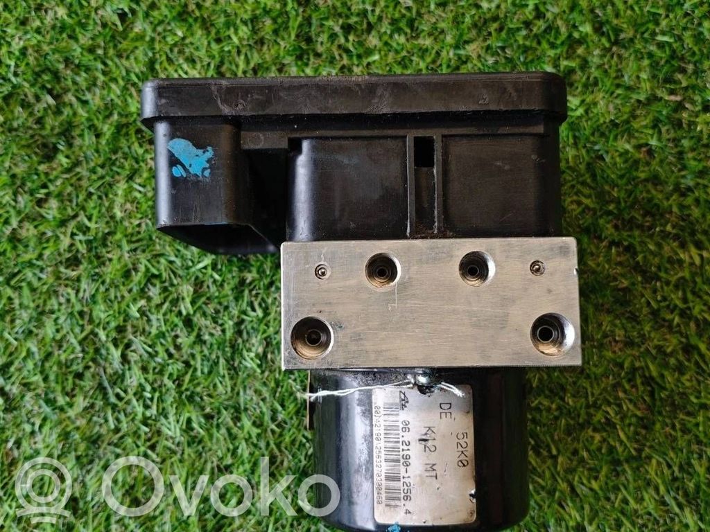 Suzuki Grand Vitara II ABS Pump 