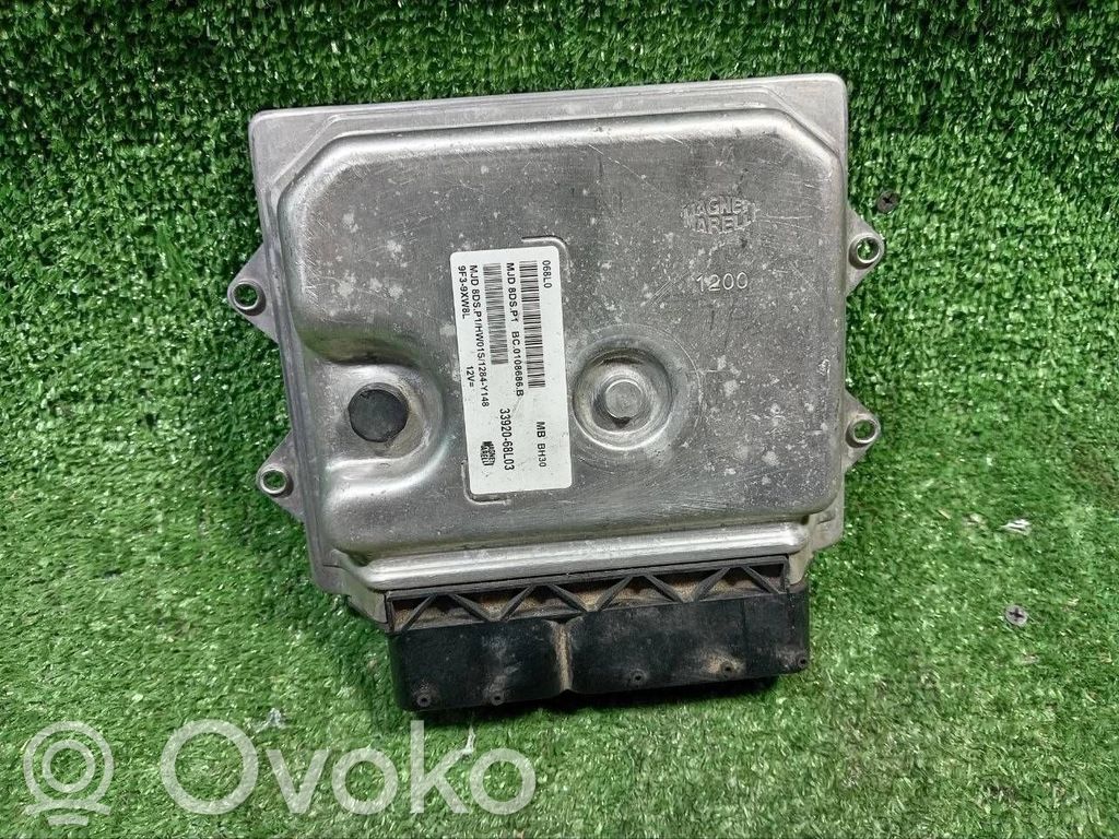 Suzuki Swift II Engine control unit/module 