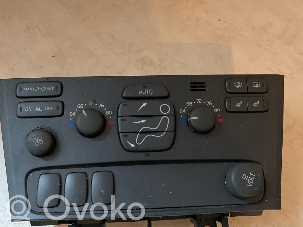 Volvo V70 Climate control unit 