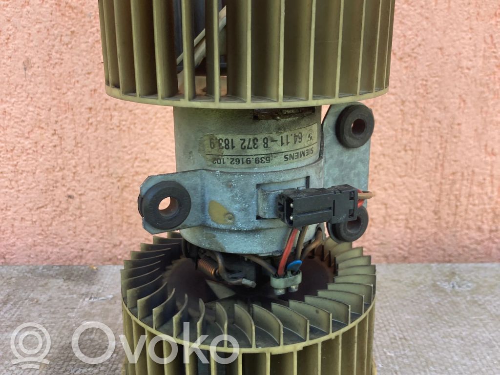 BMW 5 E39 Mazā radiatora ventilators 