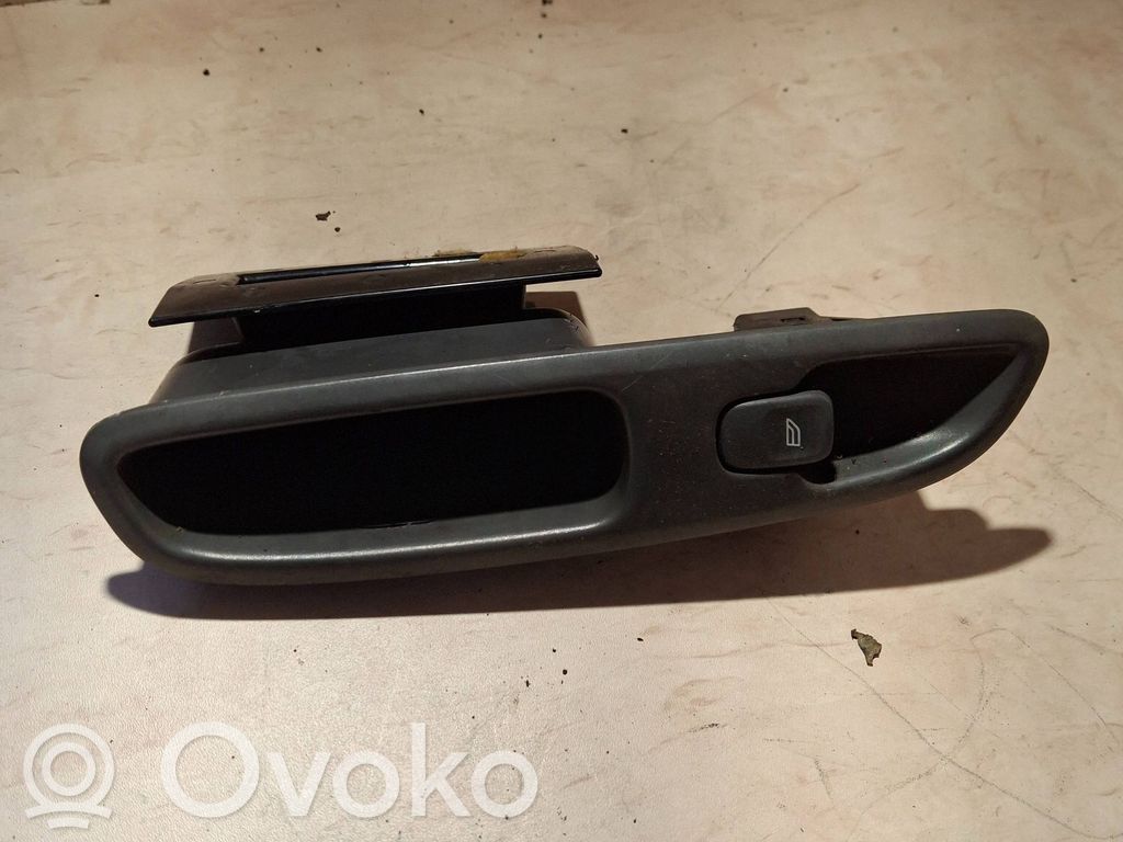 Electric window control switch   9472275,01W391