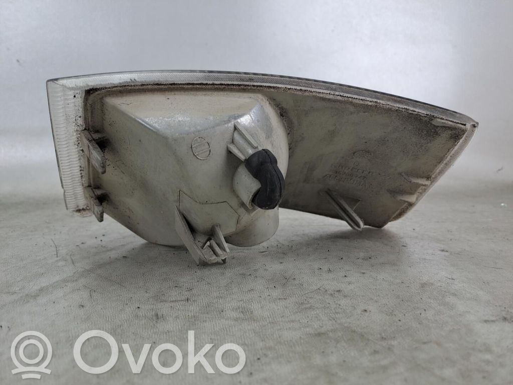 Peugeot Boxer Semnalizator bară față 