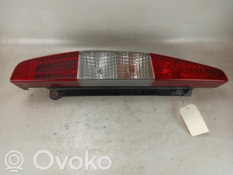 Fiat Doblo Lampă spate în caroserie 