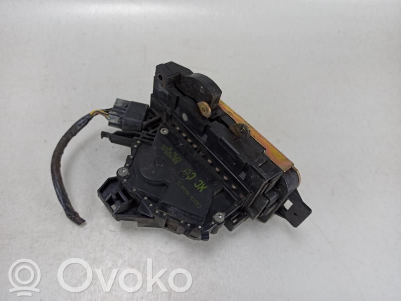Ford Focus Front door lock 