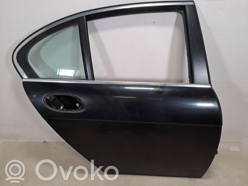 BMW 7 E65 E66 Galinės durys 