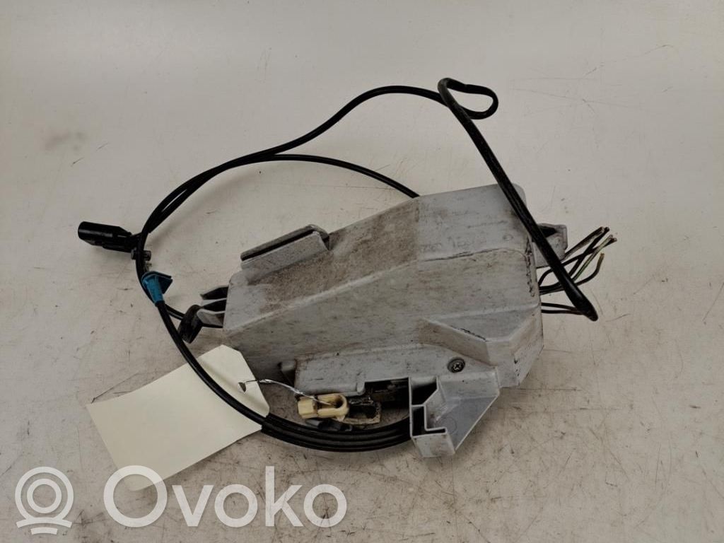 Ford Puma Priekšpusē slēdzene 