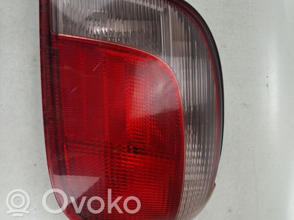 Toyota Yaris Lampa tylna 
