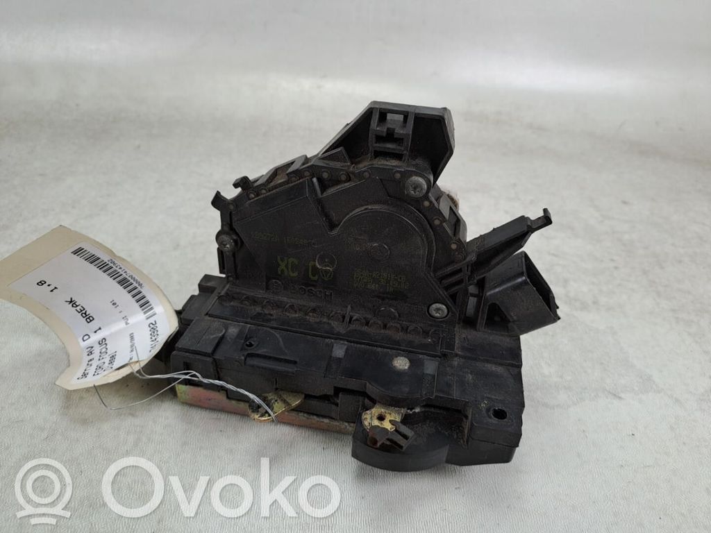 Ford Focus Front door lock 