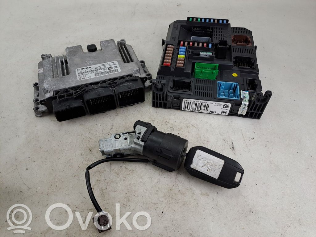 Peugeot 208 I Kit cu ECU motor și set închidere uși 