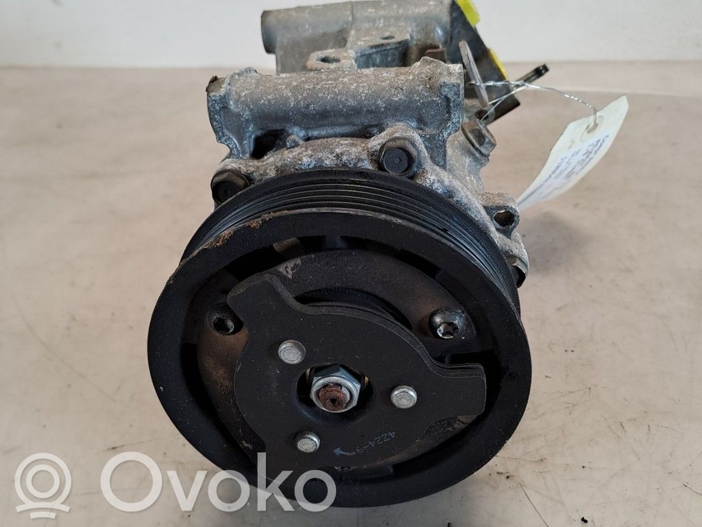 Peugeot 208 I Compressore aria condizionata (A/C) (pompa) 