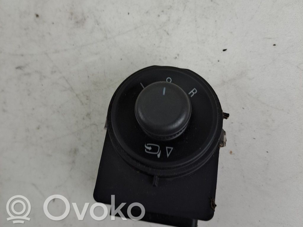 Opel Insignia A Przycisk regulacji lusterek bocznych 