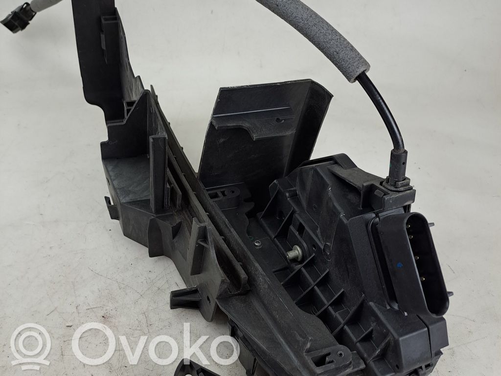 Etuoven lukko   2066073