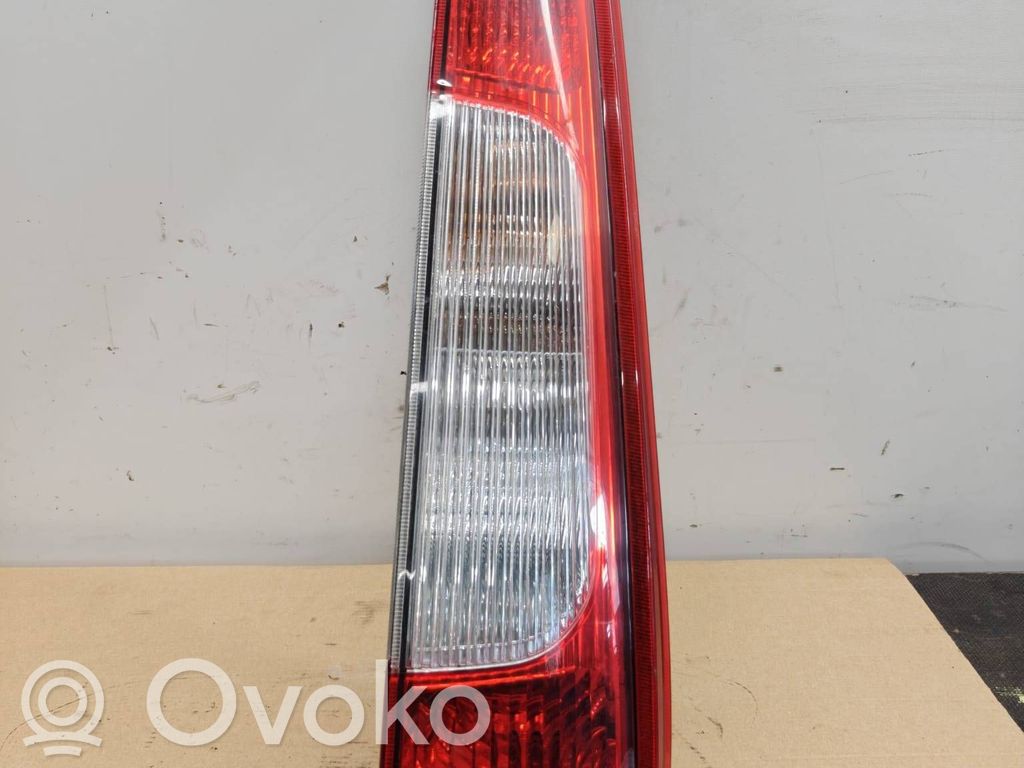 Rear/tail lights