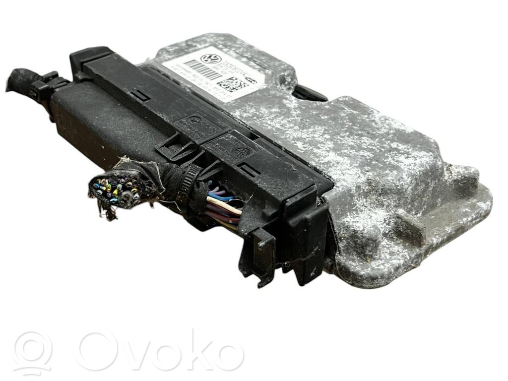 Skoda Octavia Mk2 (1Z) Engine control unit/module 