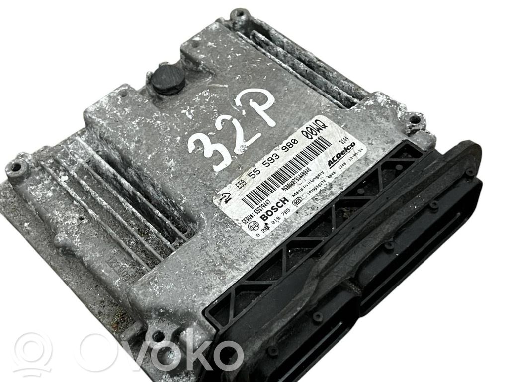 Opel Corsa D Variklio valdymo blokas 
