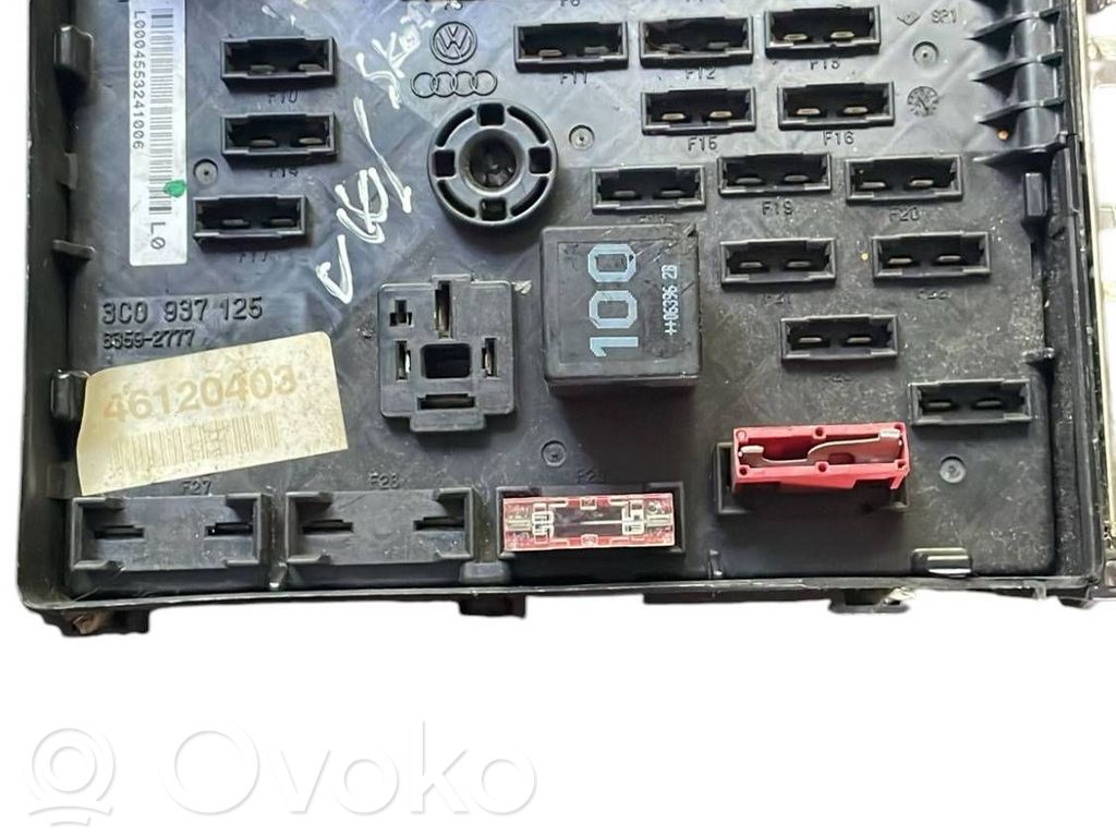 Volkswagen PASSAT B6 Modul siguranțe 