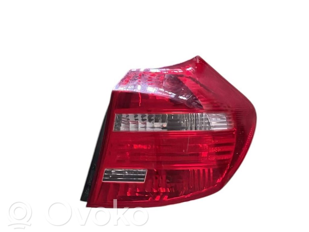 Rear/tail lights   6924502,301638