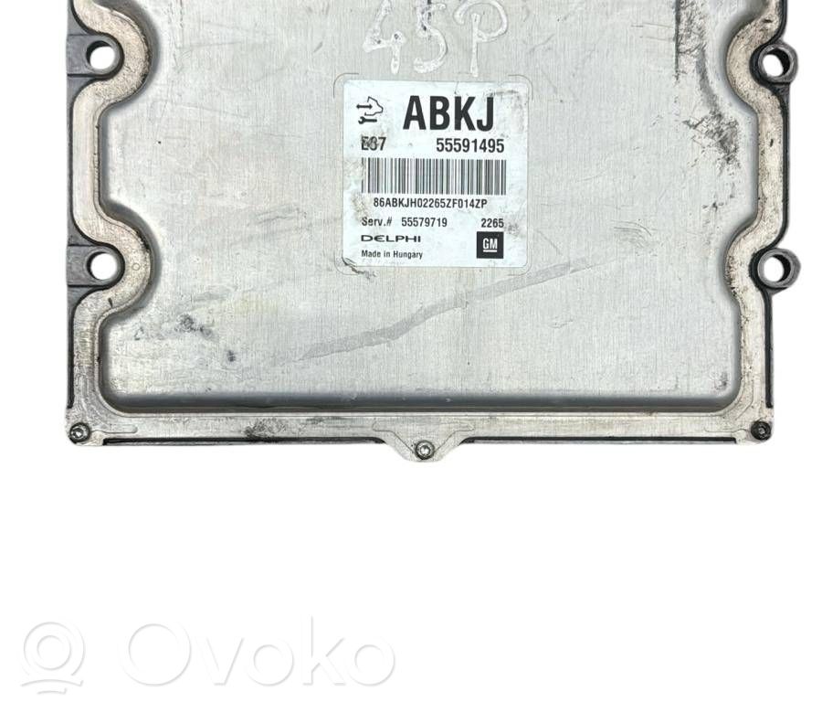 Opel Astra J Calculateur moteur ECU 