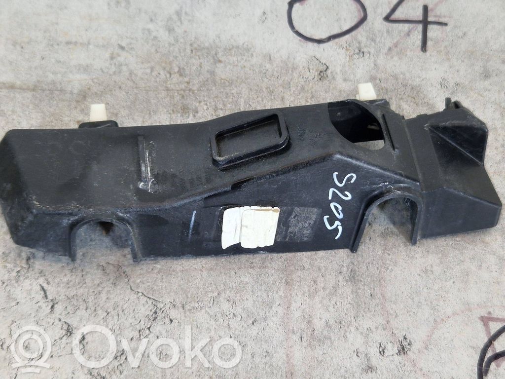 KIA Ceed Front bumper mounting bracket 