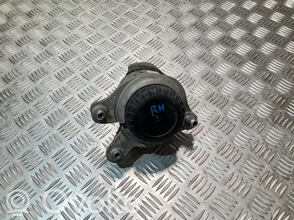 Mercedes-Benz E W238 Engine mount vacuum valve 
